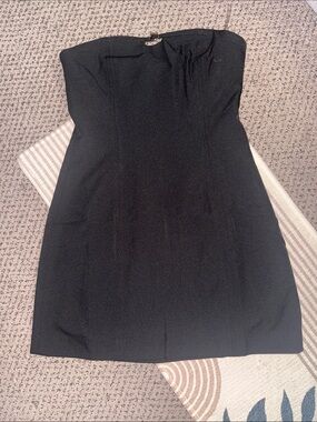 Chic Strapless Black Mini Dress - Sleek Evening Staple